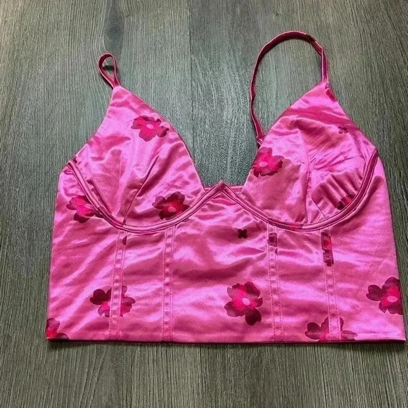 Floral Bright Pink Crop Tank Size Small Adjustable Straps Stretchy Material - Picture 1 of 7
